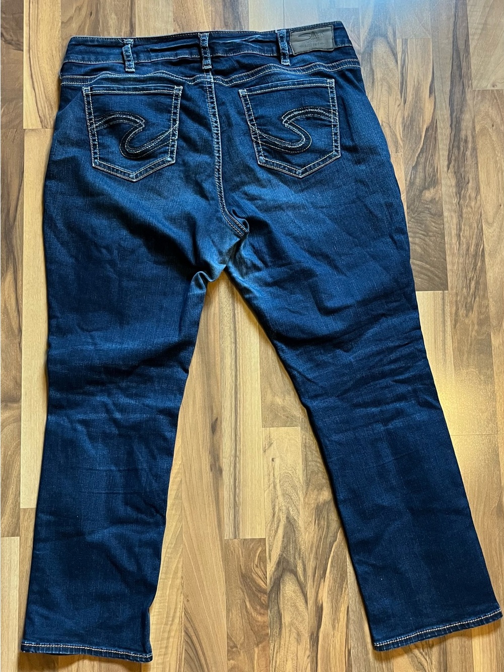 Silver Jeans Dark Blue Straight Leg Jeans with Back Pocket Embroidery